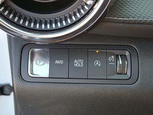 Used 2026 Chevrolet Equinox LT image 27