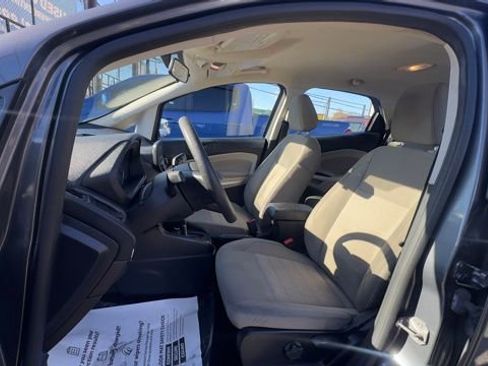 Used 2021 Ford EcoSport S image 18