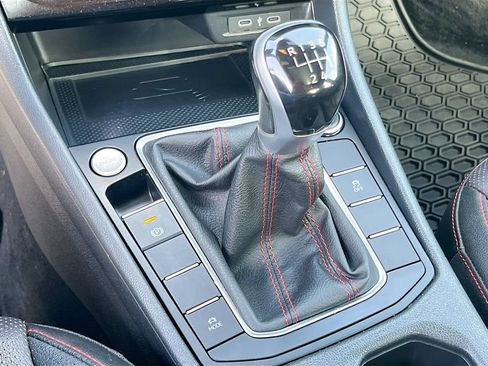 Used 2023 Volkswagen Jetta GLI Autobahn FWD image 16