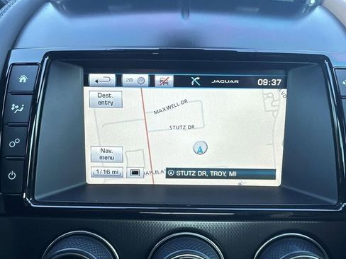 Used 2017 Jaguar F-TYPE S image 27