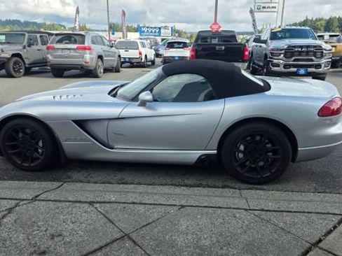 Used 2003 Dodge Viper SRT-10 RWD image 4
