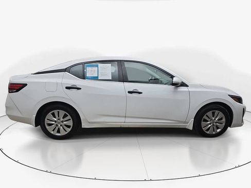 Used 2025 Nissan Sentra S FWD image 5