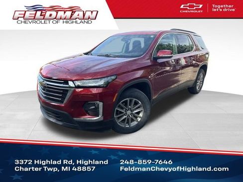 Used 2023 Chevrolet Traverse LT FWD image 1