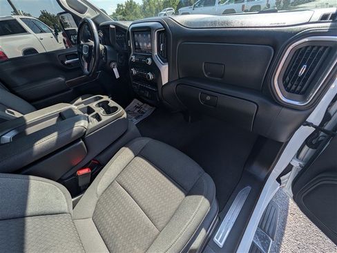 Used 2023 GMC Sierra 3500 SLE AWD/4WD image 21