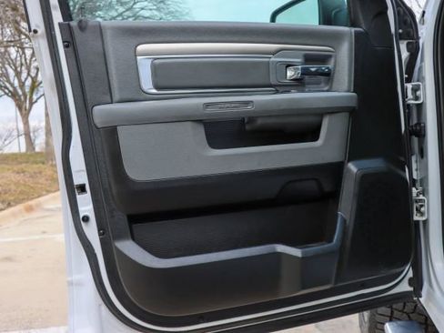 Used 2018 RAM 1500 Lone Star image 12