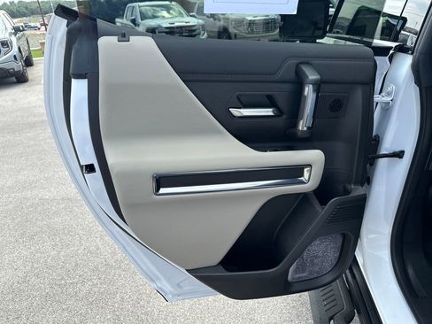 Used 2026 GMC Hummer EV 4x4 Crew Cab image 33