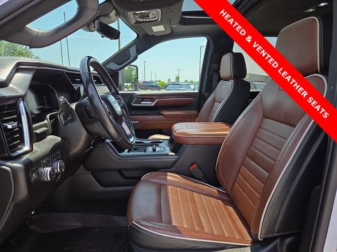 Used 2024 GMC Sierra 3500 Denali Ultimate AWD/4WD image 15