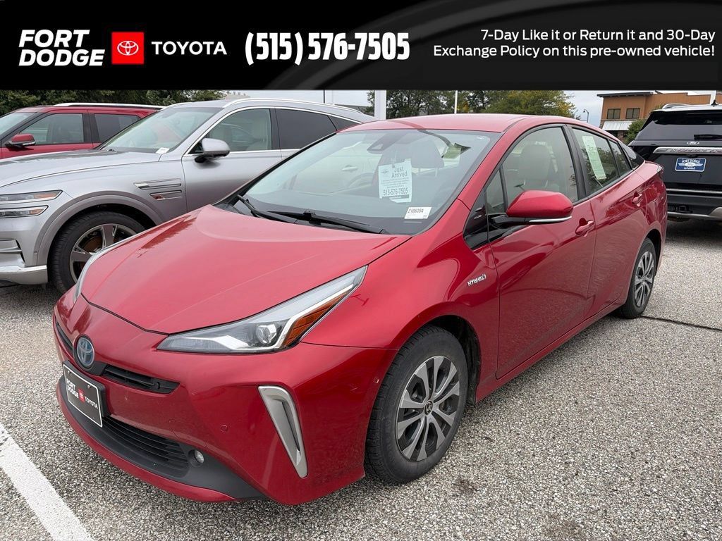 Used 2020 Toyota Prius LE AWD/4WD image 1