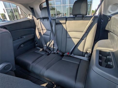 Used 2018 Honda Pilot Elite image 17