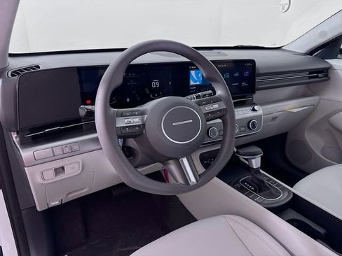 New 2026 Hyundai Kona SE image 12