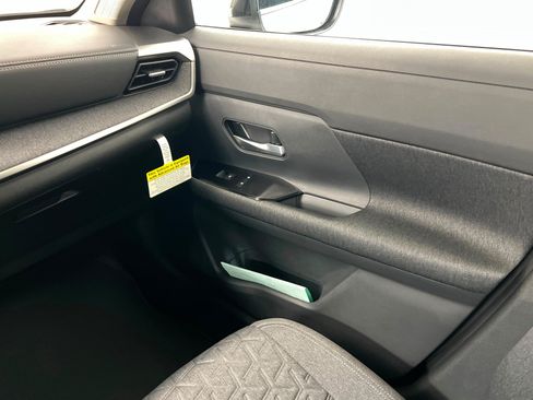 New 2026 Nissan Kicks SV w/ SV Premium Package FWD image 10