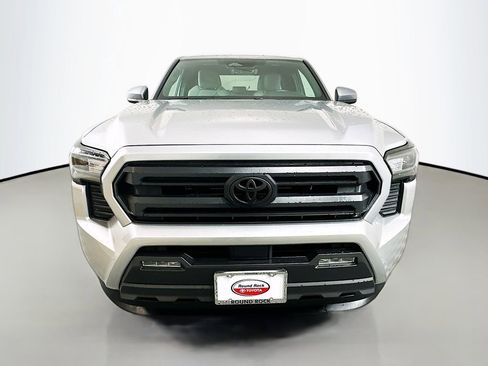 Certified 2025 Toyota Tacoma SR5 RWD image 2