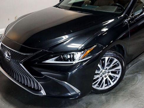 Used 2021 Lexus ES 250 w/ Premium Package image 44