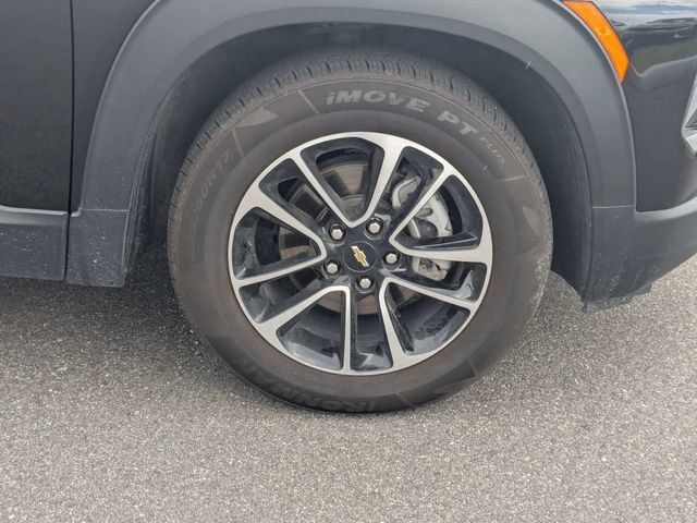 Used 2025 Chevrolet TrailBlazer LT FWD image 9