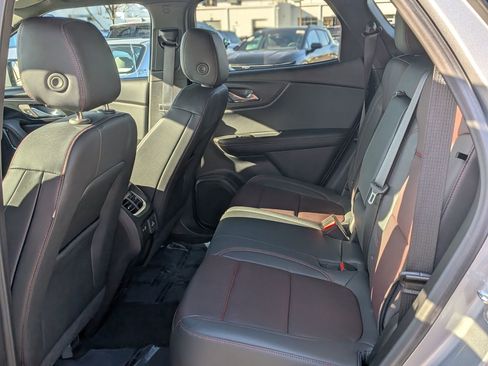 Certified 2025 Chevrolet Blazer RS image 32