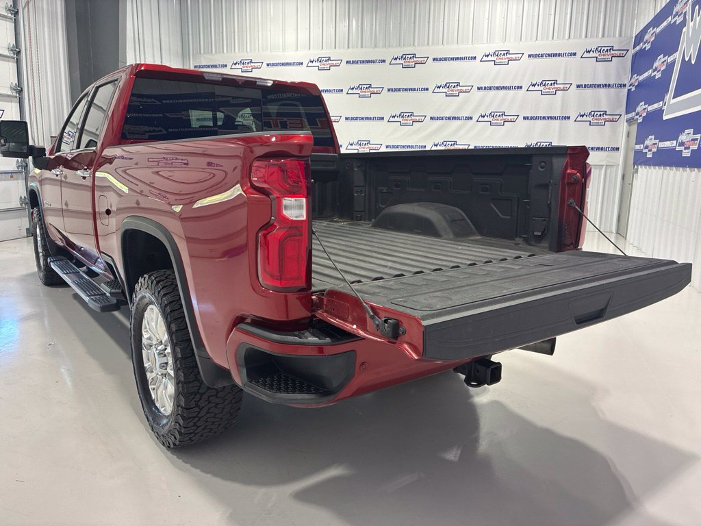 Used 2022 Chevrolet Silverado 2500 High Country w/ Safety Package II AWD/4WD image 6