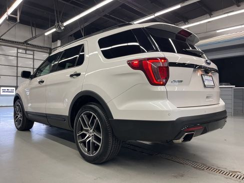 Used 2017 Ford Explorer Sport w/ Equipment Group 401A image 5