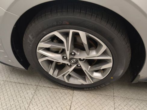 Used 2023 Hyundai Sonata SEL w/ Convenience Package FWD image 31
