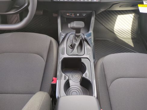 New 2026 Kia K4 LXS image 21