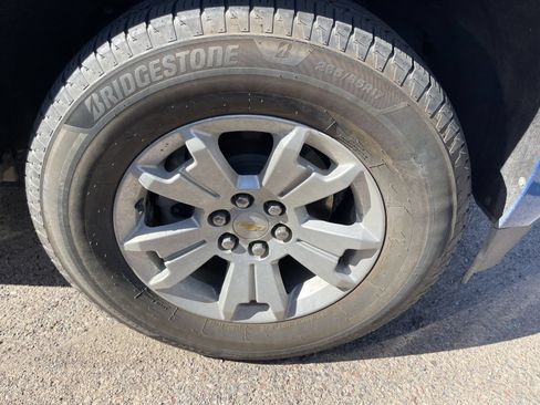 Used 2022 Chevrolet Colorado LT w/ LT Convenience Package RWD image 4