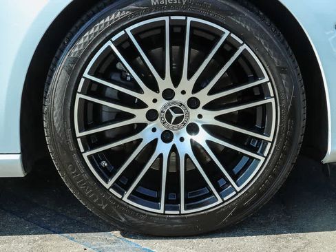 Used 2023 Mercedes-Benz C 300 Sedan image 9