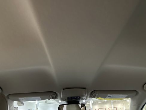 Used 2020 Toyota Camry XLE image 26