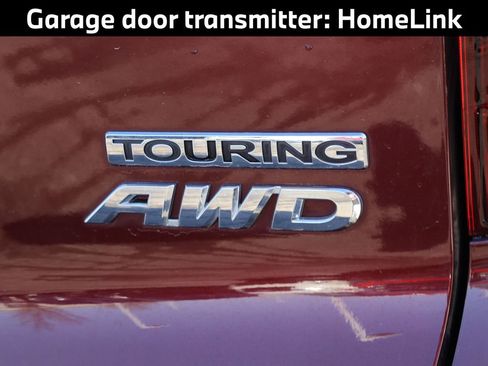 Used 2018 Honda Pilot Touring image 19