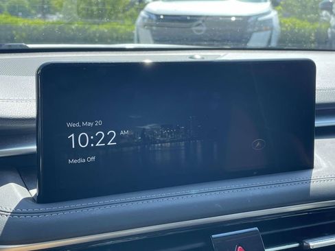 Used 2025 Genesis G70 2.5T RWD image 24