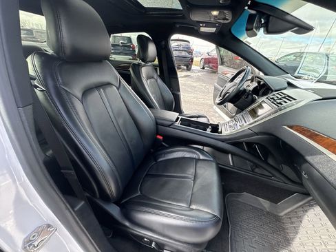 Used 2019 Lincoln MKZ Reserve image 27