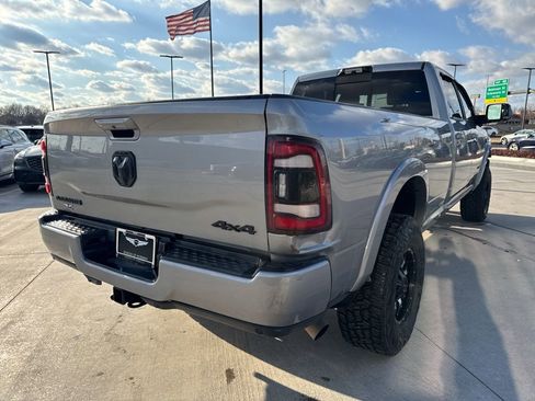 Used 2022 RAM 3500 Laramie AWD/4WD image 4