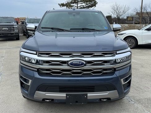 Certified 2023 Ford Expedition Platinum image 2