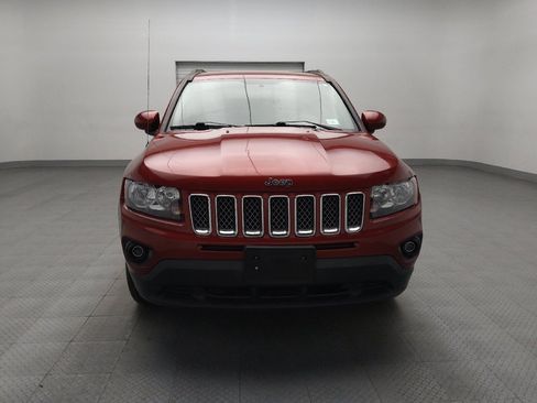 Used 2017 Jeep Compass Latitude image 14
