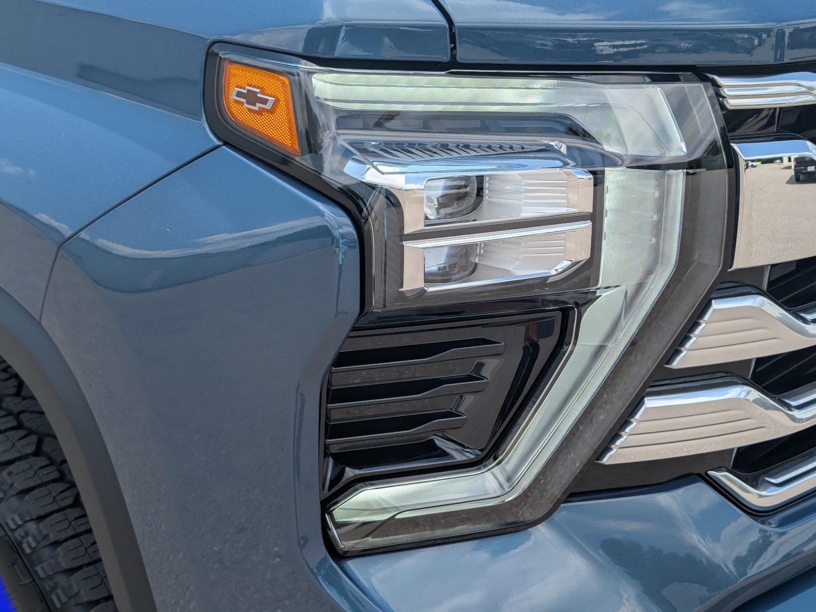 New 2026 Chevrolet Silverado 2500 High Country w/ Technology Package AWD/4WD image 4
