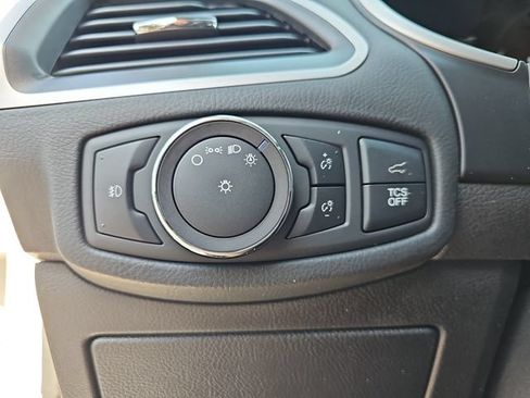 Certified 2019 Ford Edge SEL w/ Equipment Group 201A FWD image 30