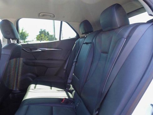 Used 2023 Buick Envision Essence image 11