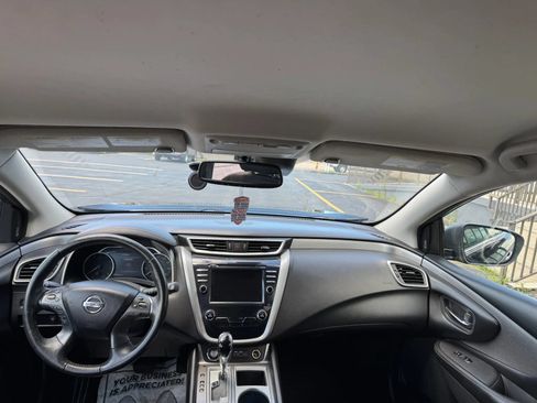 Used 2020 Nissan Murano SV FWD image 13