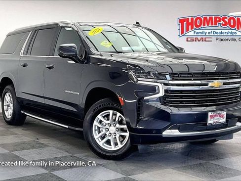 Used 2024 Chevrolet Suburban LT AWD/4WD image 1
