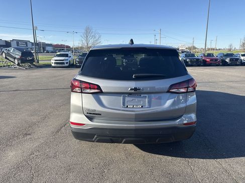 Used 2024 Chevrolet Equinox LS w/ LS Convenience Package image 18