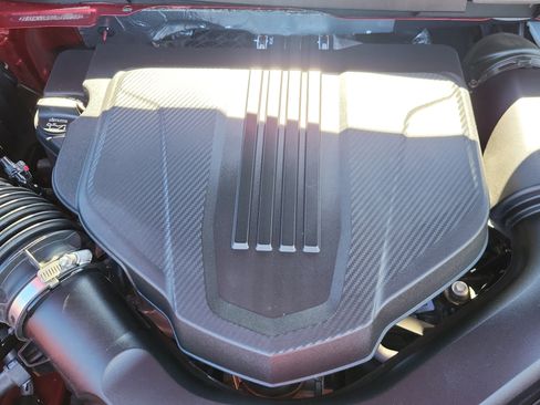 Used 2024 GMC Acadia Elevation image 16