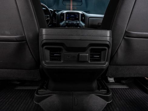 Used 2021 Chevrolet Silverado 1500 LT Trail Boss w/ Convenience Package II image 32