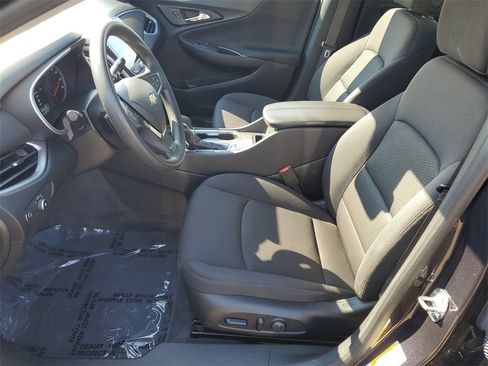 Used 2023 Chevrolet Malibu LT image 5