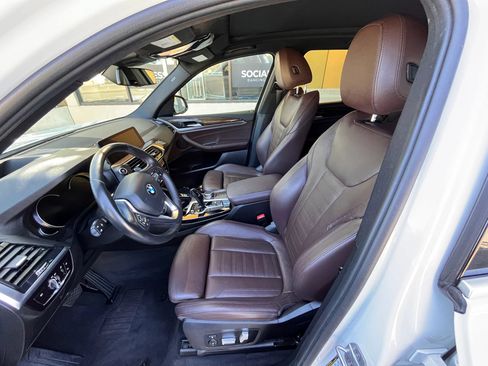 Used 2019 BMW X3 sDrive30i w/ Executive Package RWD image 9