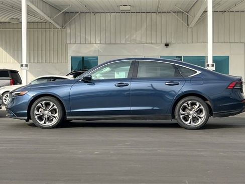 Used 2023 Honda Accord EX image 7