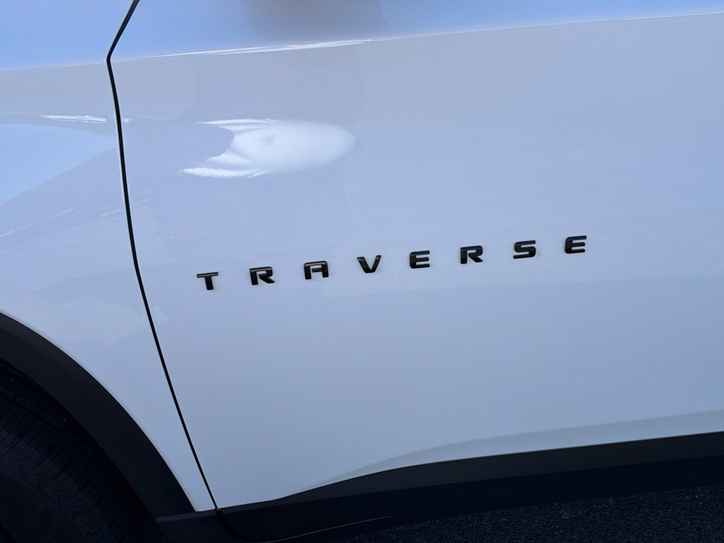 Used 2023 Chevrolet Traverse LT w/ Midnight/Sport Edition AWD/4WD image 29