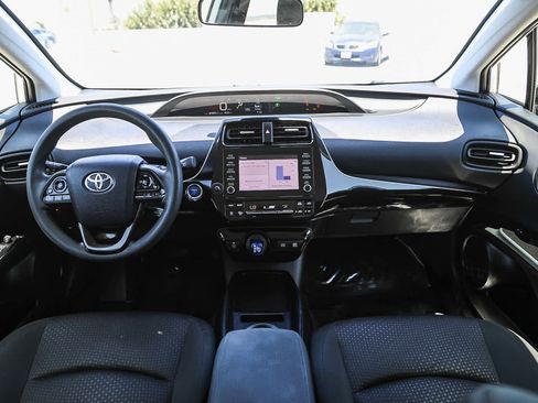 Certified 2020 Toyota Prius LE FWD image 13