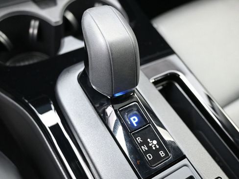 Used 2024 Toyota Prius XLE image 26