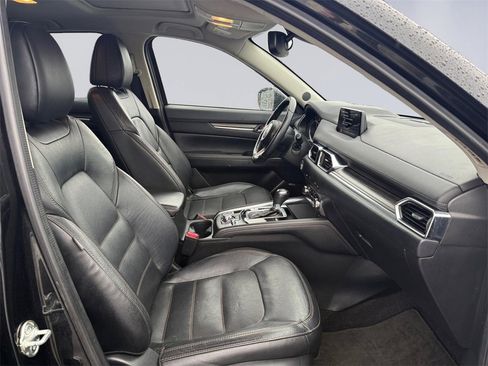 Used 2018 MAZDA CX-5 Grand Touring w/ Premium Package image 17
