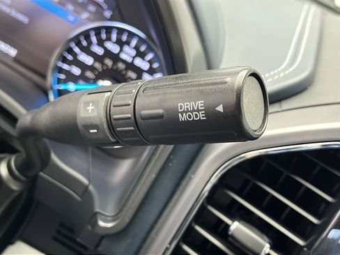 Used 2022 Ford F350 Limited image 28