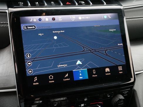 Used 2023 Jeep Grand Cherokee L Limited w/ Black Appearance Package image 22