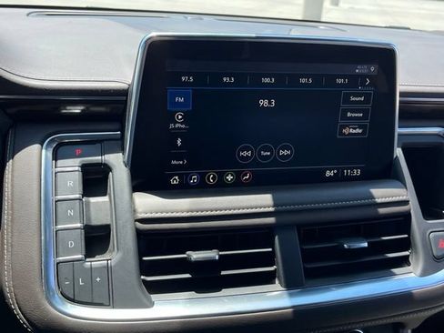 Used 2021 GMC Yukon SLE RWD image 18